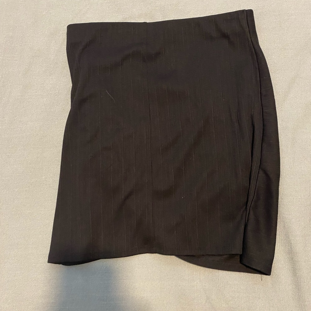 FOREVER 21 black skirt